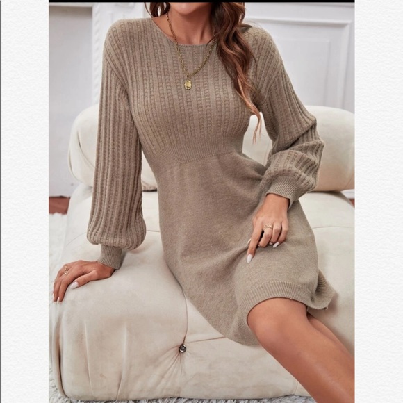 Brand new sweater dress - Size S - Picture 3 of 4